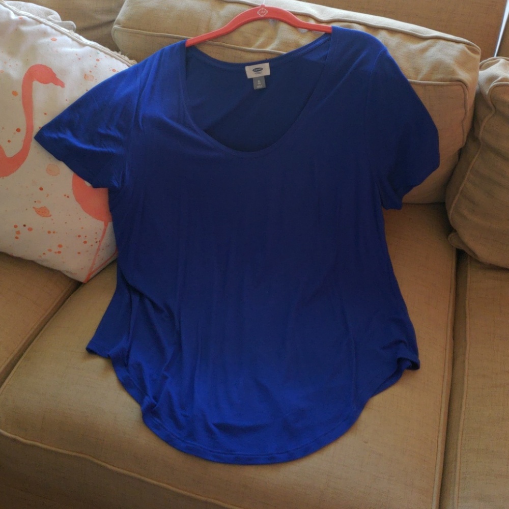 EUC XL royal blue scoop hem tee